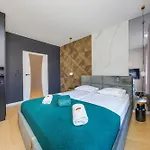 Blue Sky - Aquarius Residences * סופוט