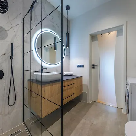 Blue Sky - Aquarius Residences *