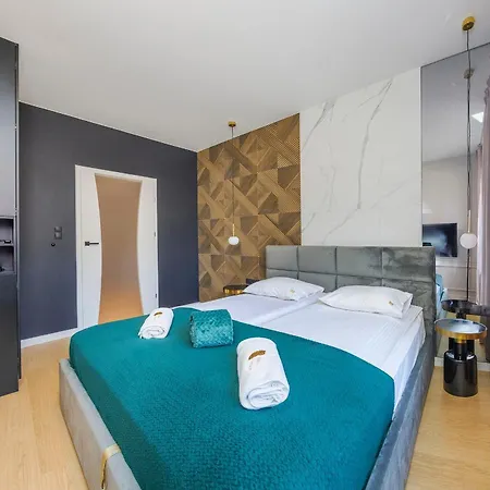 Blue Sky - Aquarius Residences * Сопот