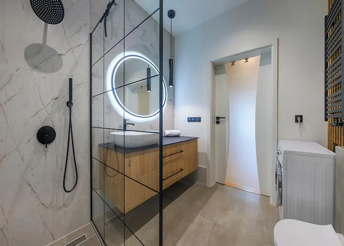 Blue Sky - Aquarius Residences *