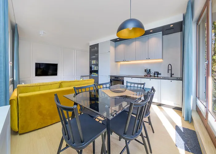 Blue Sky - Aquarius Residences Lägenhet