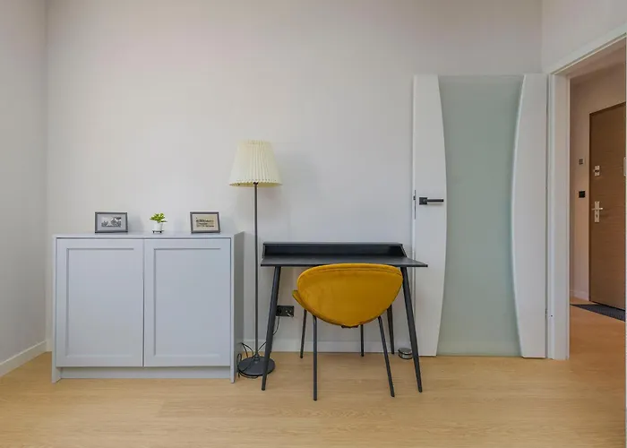 Blue Sky - Aquarius Residences Lägenhet