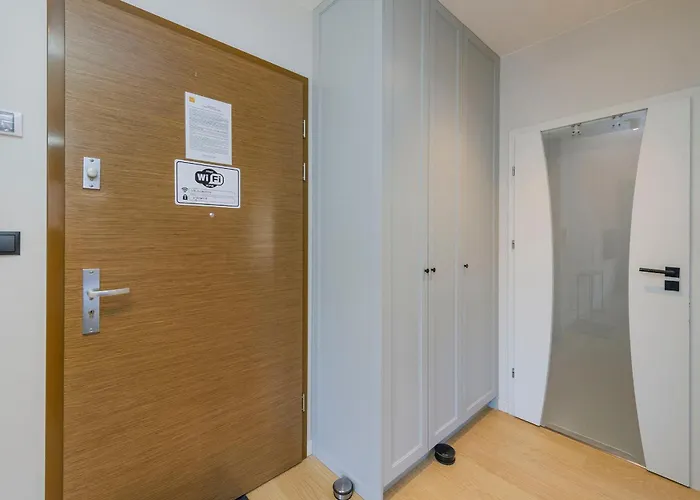 Blue Sky - Aquarius Residences *